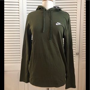 nike lightweight pullover hoodie